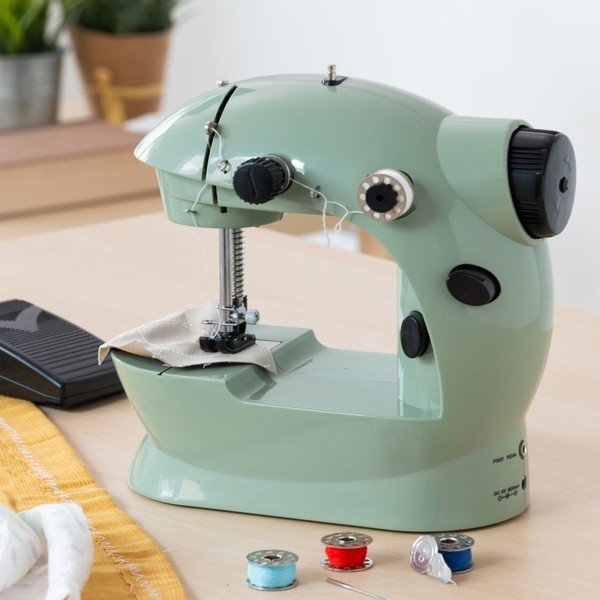 Zelený šijací stroj InnovaGoods Sewing Machine-image-3
