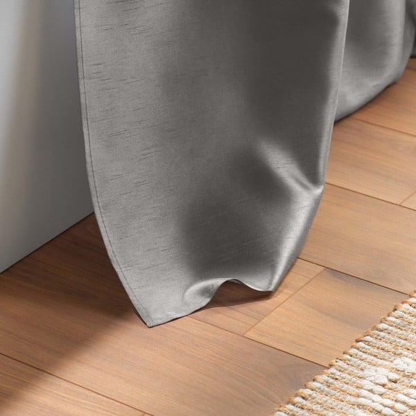 Tmavosivý saténový záves 140x240 cm Shana – douceur d'intérieur-image-4