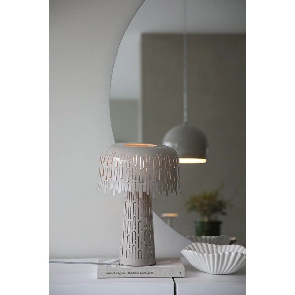 Sivobéžová stolová lampa s kovovým tienidlom (výška 38 cm) Verbera – Markslöjd-image-4