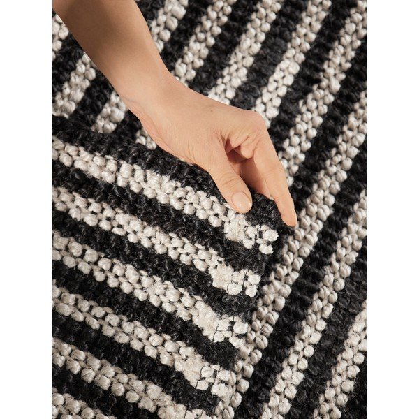 Čierny ručne tkaný jutový koberec 160x230 cm Harvest Ebony – Elle Decoration-image-4
