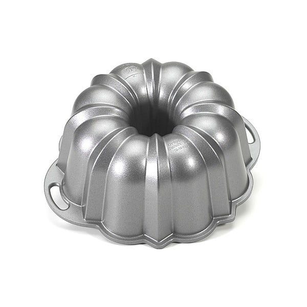 Forma na bábovku v striebornej farbe Nordic Ware Anniversary, až 3,5 l