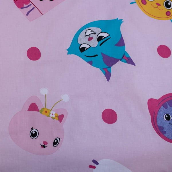 Ružové bavlnené detské obliečky do postieľky 100x135 cm Gabby's Dollhouse – Jerry Fabrics-image-4