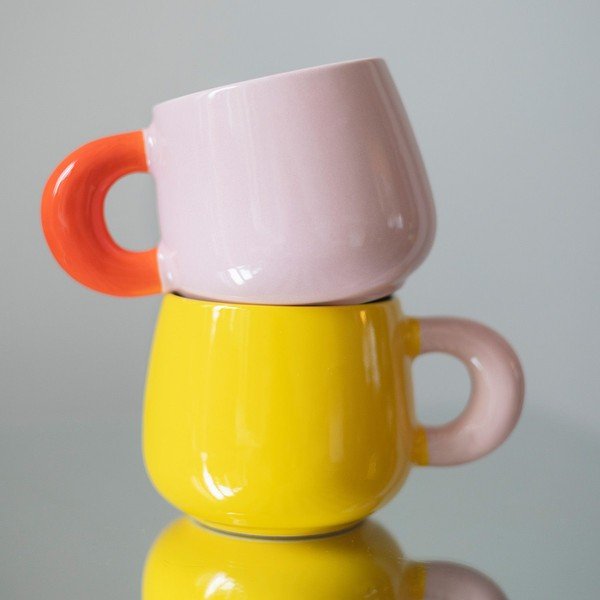 Žltý hrnček z kostného porcelánu 470 ml Coco – ONA-image-3