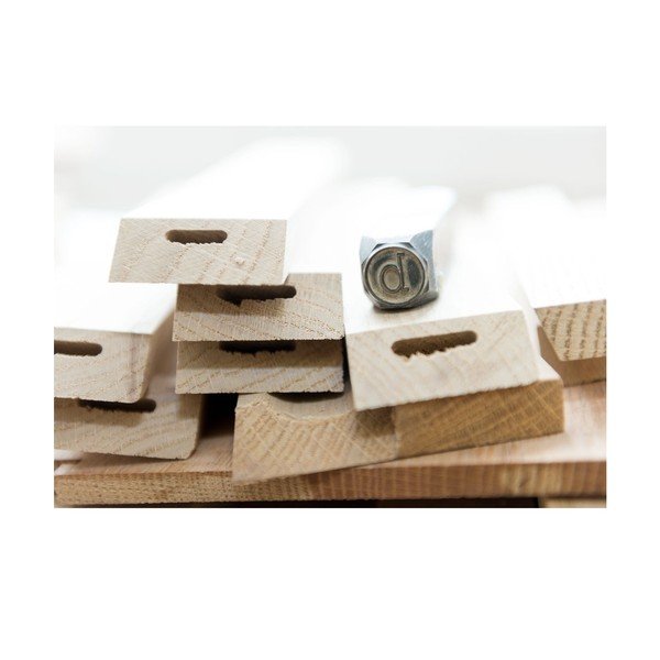 Polica na knihy z dubového dreva das kleine b b1, výška 22 cm-image-4