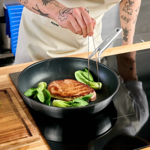 Antikoro panvica s nepriľnavým povrchom ø 30 cm Lucca 3.0 – FABINI-image-1