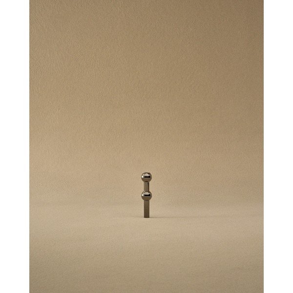 Lesklá čierna kovová váza (výška  10 cm) Nagel – STOFF Nagel-image-1