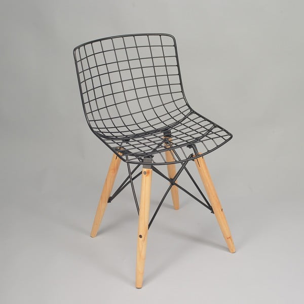 Čierna stolička s nohami z borovicového dreva a výpletom z kovu Simla Matt