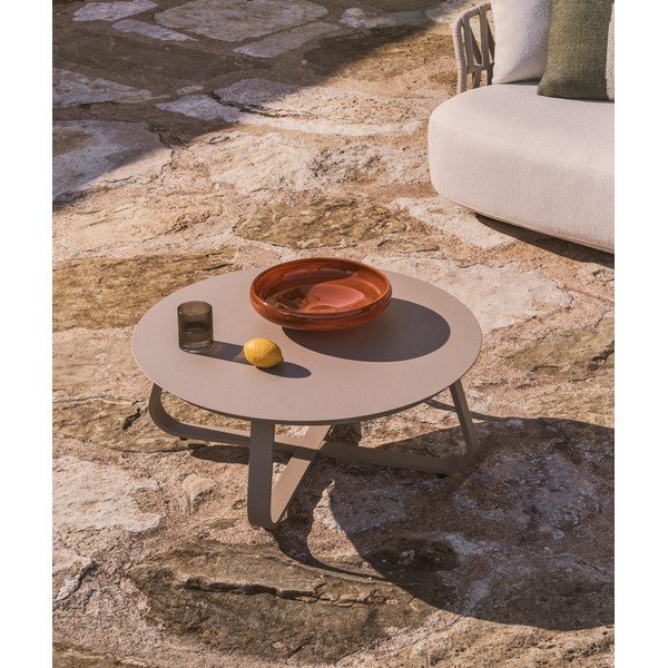 Kovový okrúhly Záhradný konferenčný stolík ø 80 cm Tamaris – Kave Home-image-1
