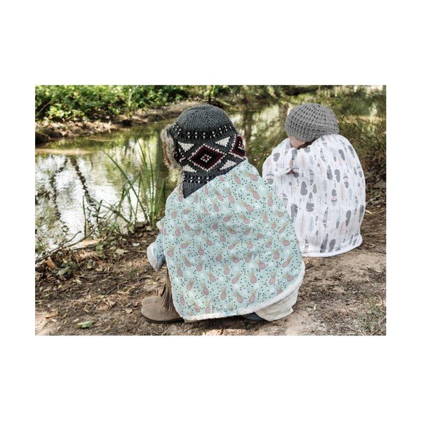Obojstranná deka Little Nice Things Feathers, 170 × 130 cm-image-1