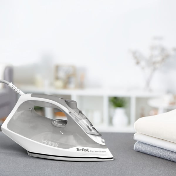 Naparovacia žehlička Express Steam FV2863 – Tefal-image-1