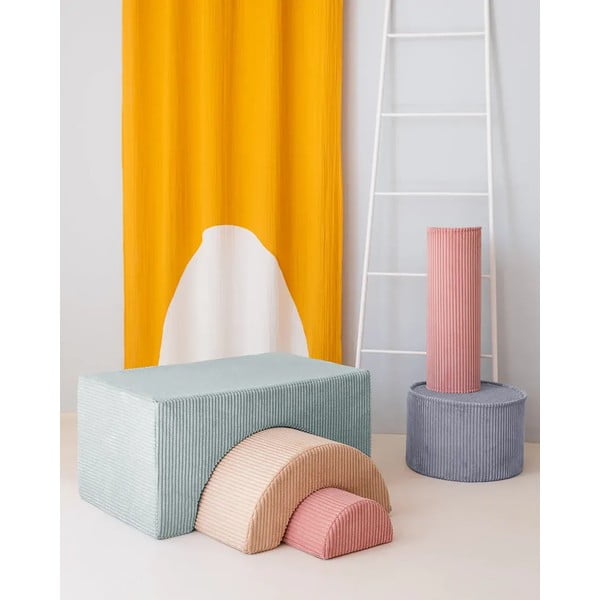 Ružový menčestrový detský pohovkový vankúš Roll – Wigiwama-image-1