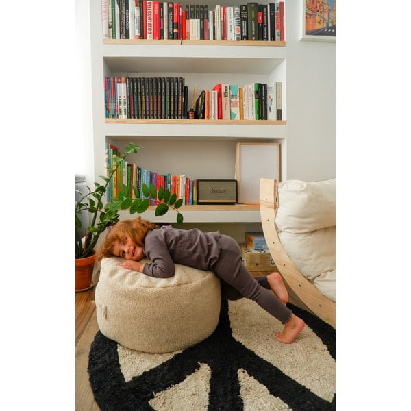 Béžový detský puf z textílie buklé Cream – Really Nice Things-image-2