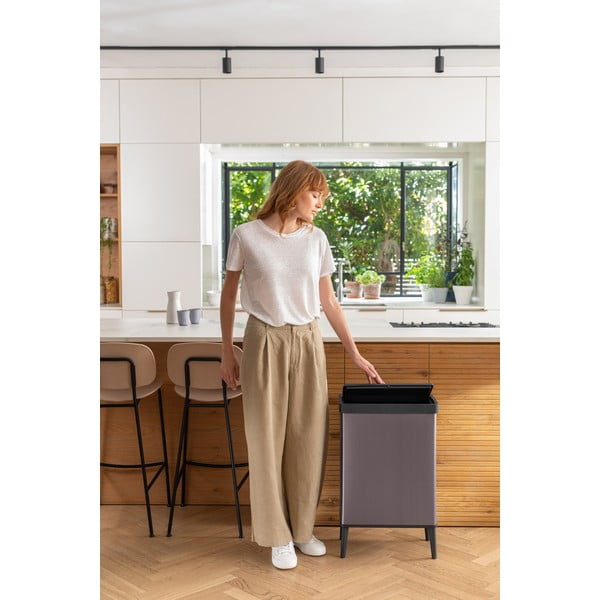 Ružový dotykový odpadkový kôš z recyklovaného plastu 54 l Verto High – Curver-image-1