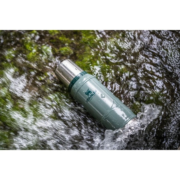 Zelená termoska z nehrdzavejúcej ocele 750 ml Legendary Classic Hammer Tone Green – Stanley-image-1