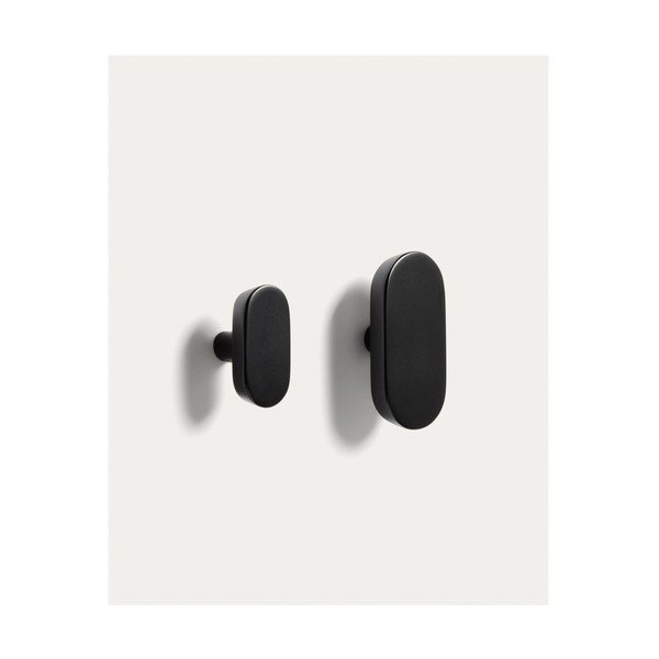 Čierne nástenné háčiky v súprave 2 ks z bukového dreva Arely – Kave Home-image-4