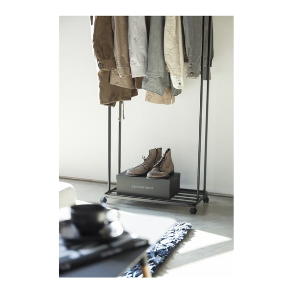Čierny kovový pojazdný stojan na oblečenie Tower – YAMAZAKI-image-3