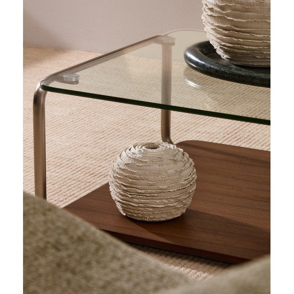 Krémovobiela keramická ručne vyrobená váza (výška  15,5 cm) Evania – Kave Home-image-1