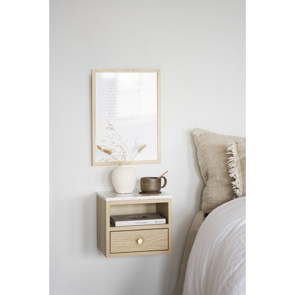 Nočný stolík s doskou v dekore mramoru v prírodnej farbe Whitmore – Rowico-image-1