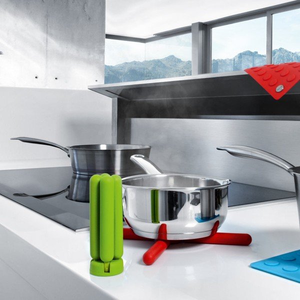 Čierna skladacia podložka pod hrniec Blomus Knik-image-1