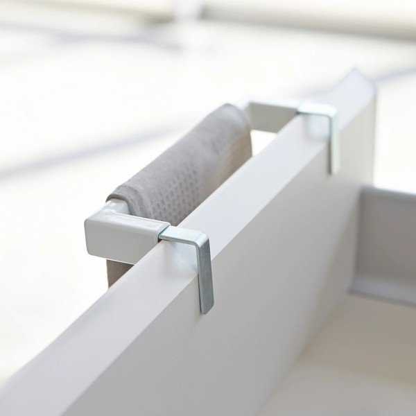 Biely závesný držiak na kuchynské utierky Tower – YAMAZAKI-image-2