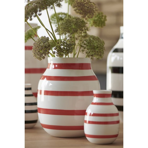 Bielo-červená pruhovaná keramická váza Kähler Design Omaggio, výška 20,5 cm-image-1