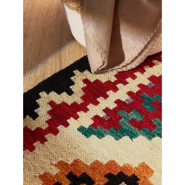 Červený obojstranný ručne tkaný vlnený behúň 60x190 cm Kamal Kian – Nouristan-image-3