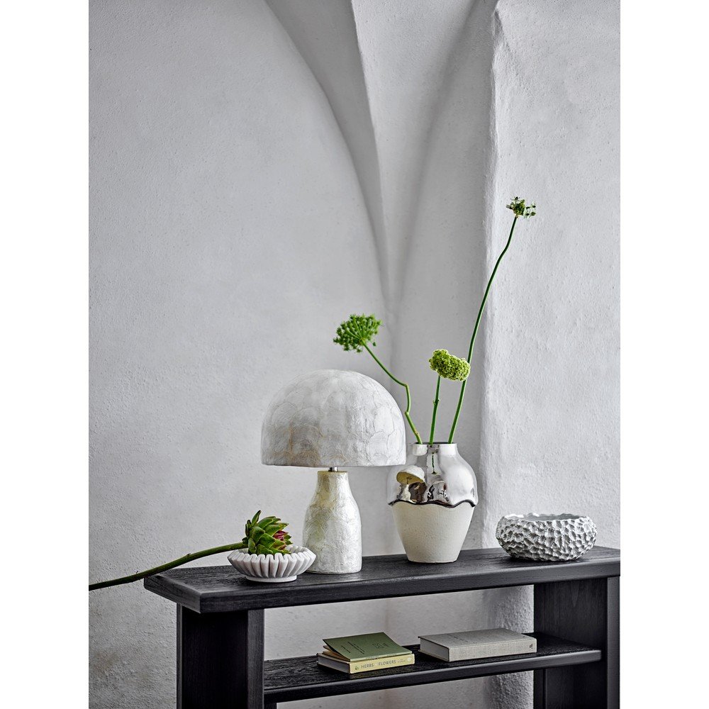 Krémová/v striebornej farbe kameninová váza (výška 26 cm) Silvio – Bloomingville