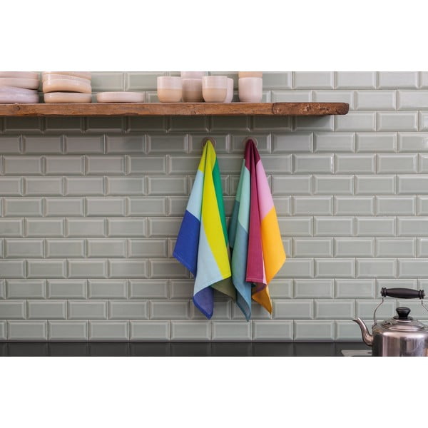 Súprava 2 bavlnených kuchynských utierok Remember No. 22, 50 x 70 cm-image-3