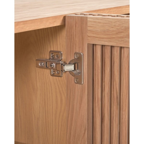 Nízka komoda v dekore duba v prírodnej farbe 180x72 cm Beyla – Kave Home-image-4