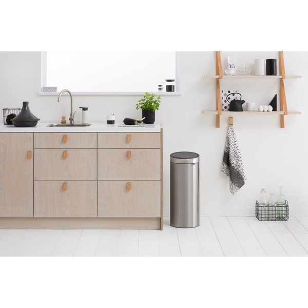 Dotykový oceľový odpadkový kôš v matne striebornej farbe 30 l Touch Bin – Brabantia-image-1