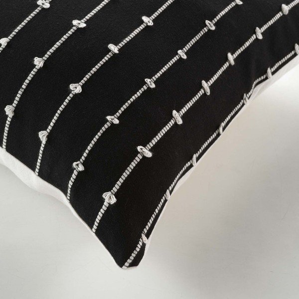 Dekoračný vankúš 45x45 cm Linechic – douceur d'intérieur-image-1