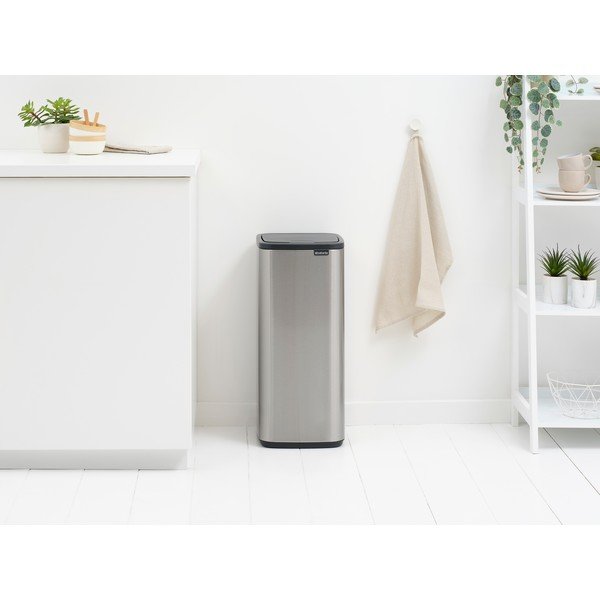 Dotykový oceľový odpadkový kôš v matne striebornej farbe 30 l Bo Touch – Brabantia-image-1