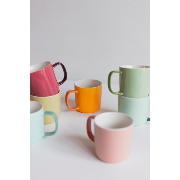 Ružový hrnček z kostného porcelánu 370 ml Mae – ONA-image-4