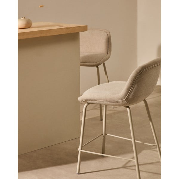 Béžová barová stolička (výška sedadla 65 cm) Aimin – Kave Home-image-1