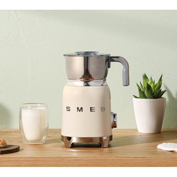 Béžový elektrický šľahač mlieka 50's Retro Style  – SMEG-image-1