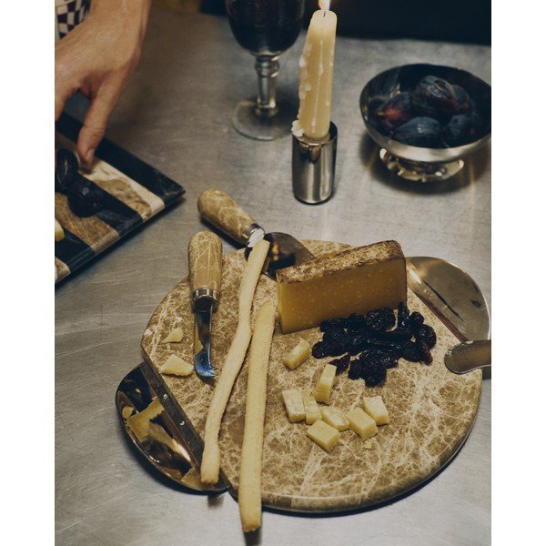 Nože v súprave 4 ks na syr z nehrdzavejúcej ocele Adoma – Kave Home-image-1