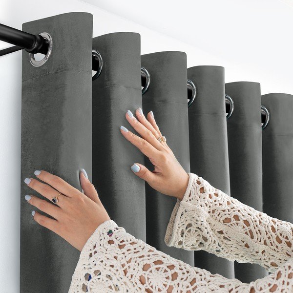 Tmavosivý zamatový dimout záves 265x175 cm Velto – Filumi-image-2