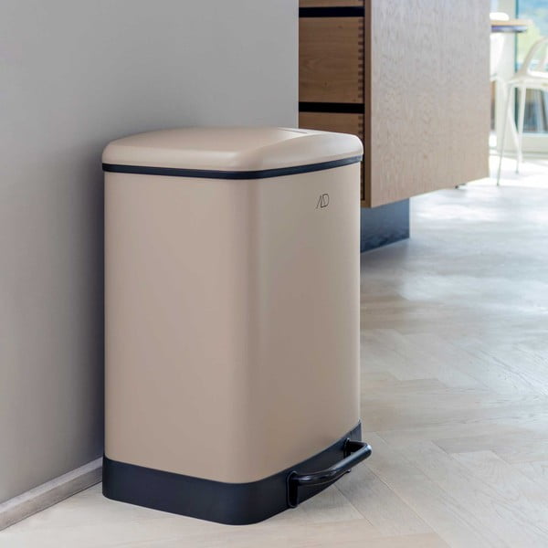 Béžový kovový pedálový odpadkový kôš na triedený odpad 24 l Wonda – Mette Ditmer Denmark-image-1