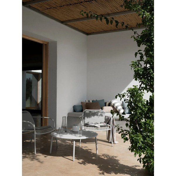 Svetlosivé kovové záhradné kreslo Yua Wire – Blomus-image-3