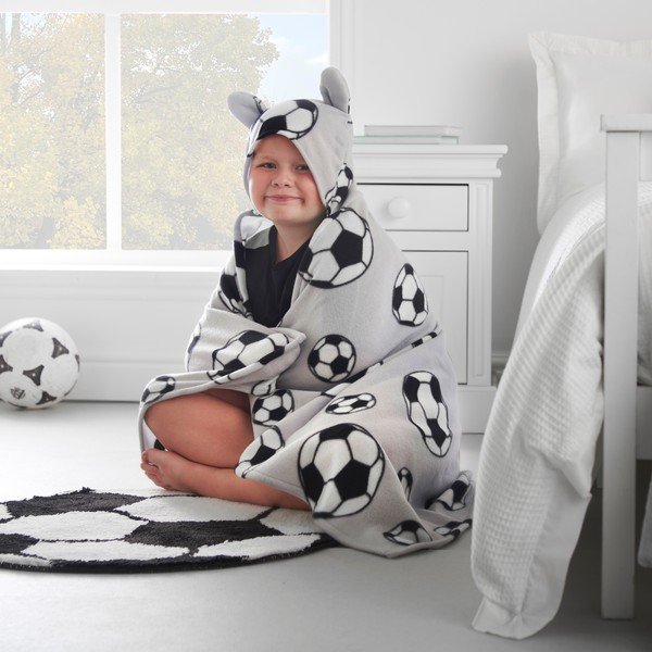 Svetlosivá fleecová detská deka s kapucňou 90x125 cm Football – Catherine Lansfield-image-3