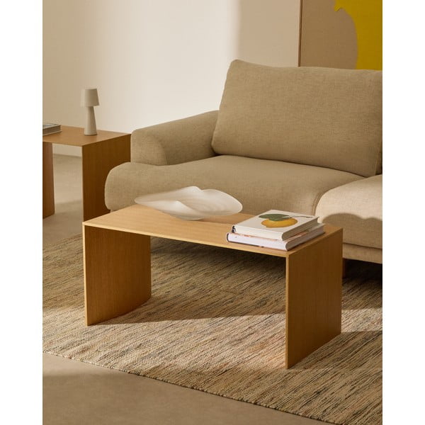 Konferenčný stolík vo svetloprírodnej farbe v dekore duba 45x90 cm Litto – Kave Home-image-1