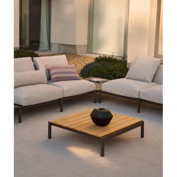 Záhradný konferenčný stolík z teakového dreva 89x91 cm Sorells – Kave Home-image-1