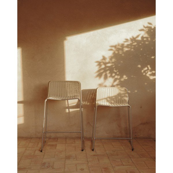 Béžová kovová záhradná barová stolička Tavari – Kave Home-image-1