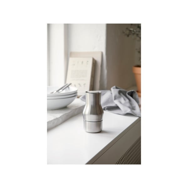 Mlynček z nehrdzavejúcej ocele v matne striebornej farbe Dorotea – Gense-image-1