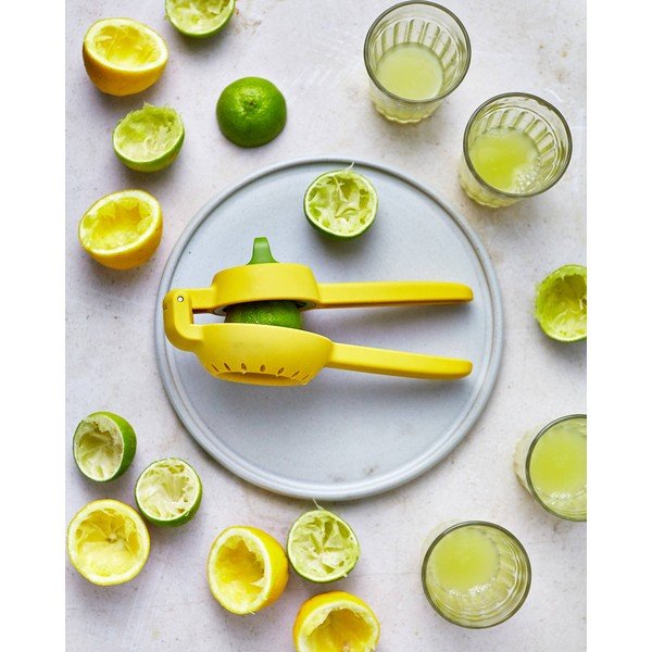 Žlto-zelený ručný odšťavovač Joseph Joseph JuiceMax-image-1