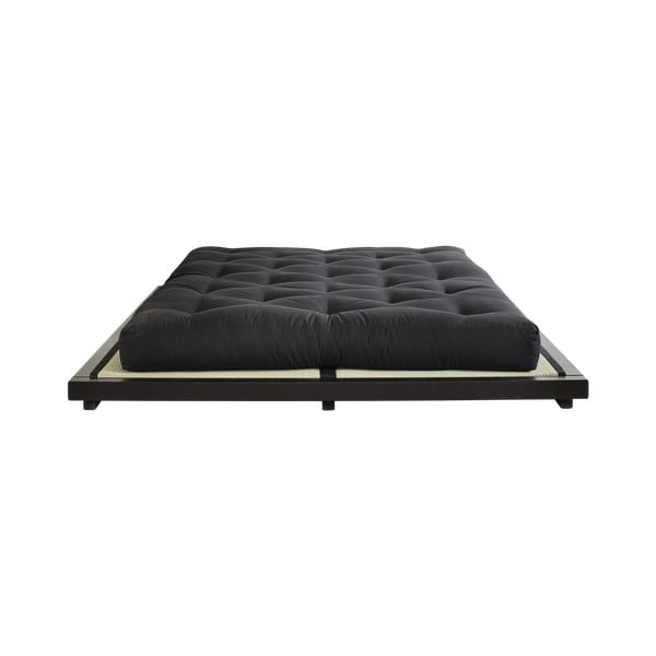Dvojlôžková posteľ z borovicového dreva s matracom Karup Design Dock Comfort Mat Black/Black, 160 × 200 cm