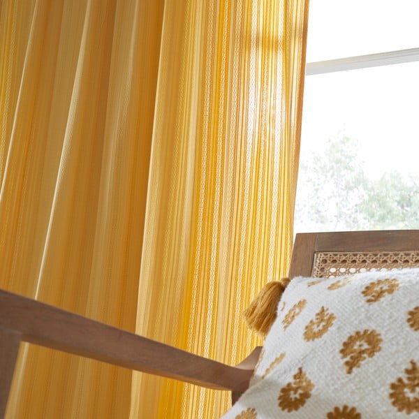 Žltá záclona 140x229 cm Zofia Broderie Anglaise – Pineapple Elephant-image-3