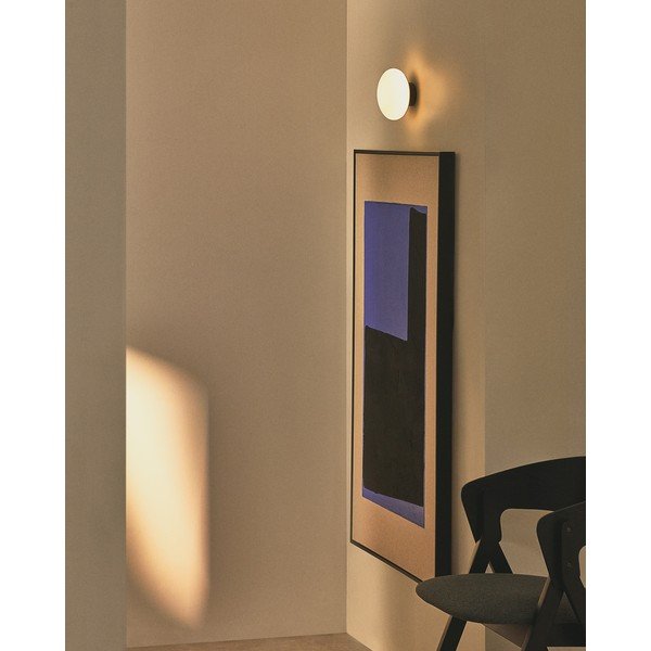 Biele/čierne nástenné svietidlo ø 15 cm Bamila – Kave Home-image-4