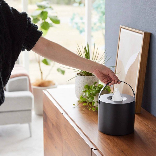 Kovový box na vreckovky Tower – YAMAZAKI-image-2