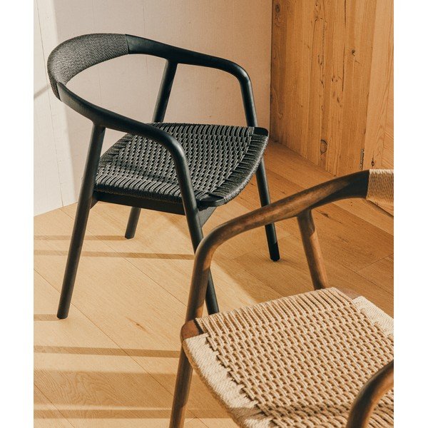 Čierna jedálenská stolička s podrúčkami Derile – Kave Home-image-3